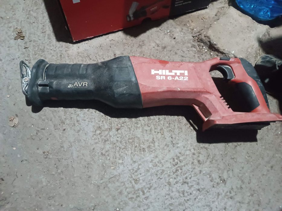 Машини Hilti готови за работа обслужени от до