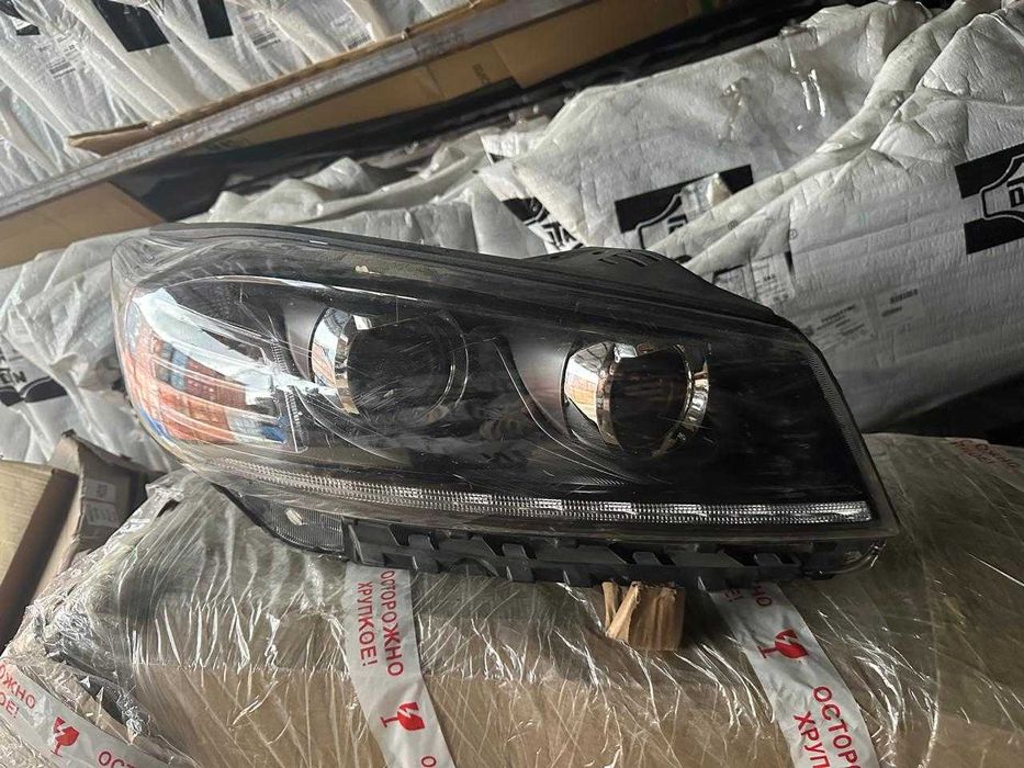 Фары на Киа Соренто 2016 - /  Kia Sorento 2016 -