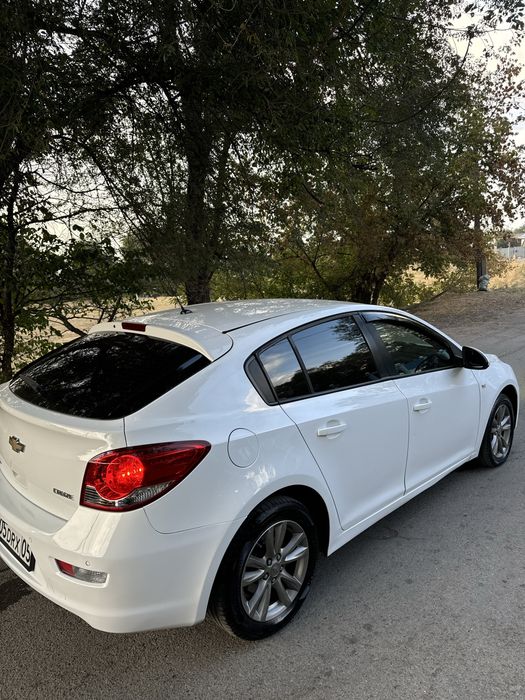 Продам Машину Chevrolet Cruze