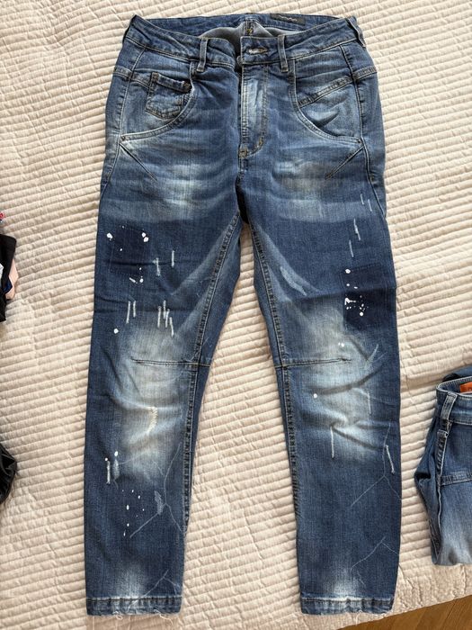 Дънки с напръскан ефект