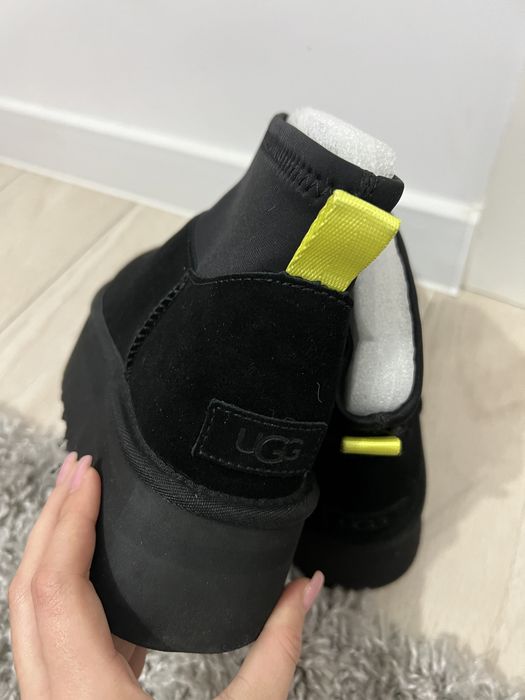UGG Dipper Mini Negri