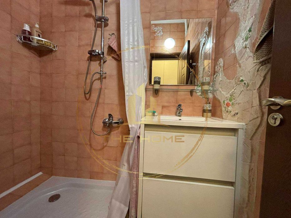 Дава се под наем Тристаен апартамент в Варна, Цветен квартал - 90 кв.м за 400 € - Снимка #13