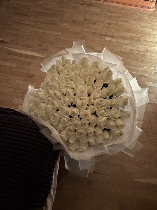 Букет 151 белая роза