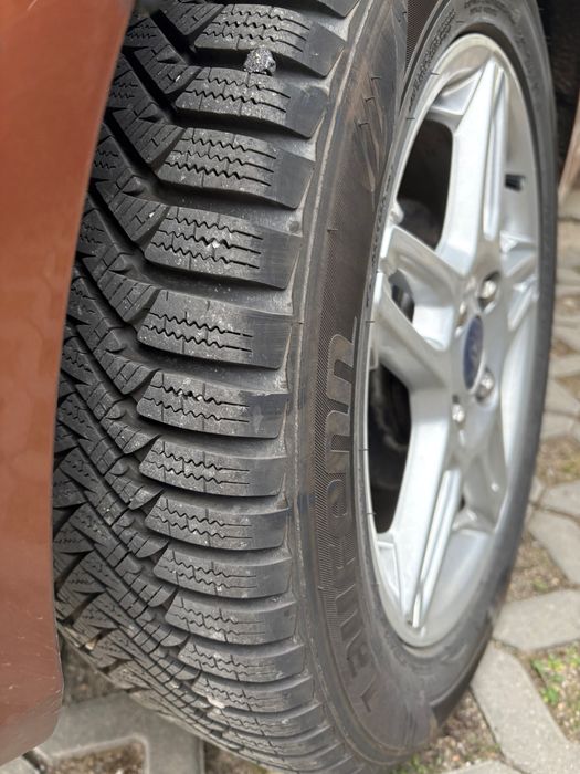 Set cauciucuri Laufenn iarna si Hankook vara