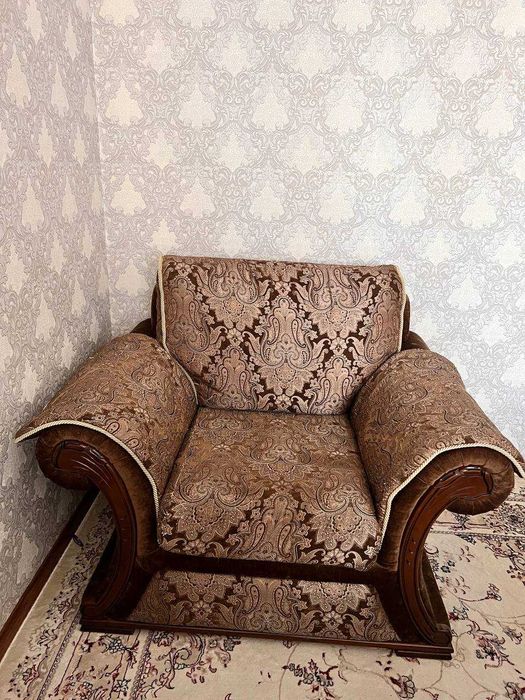 диван 2шт , кресло