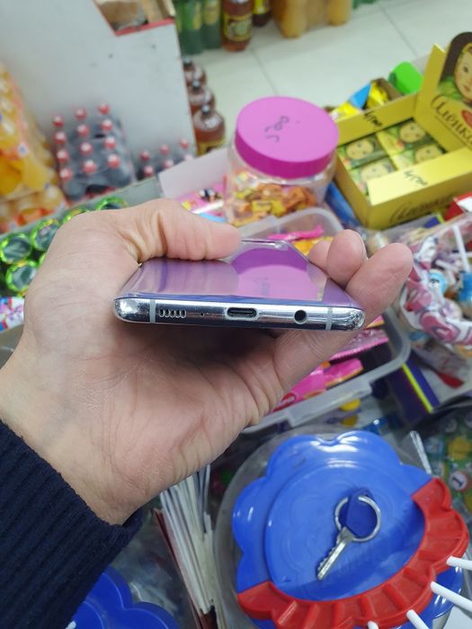 Samsung S10 5G 256Gb продам