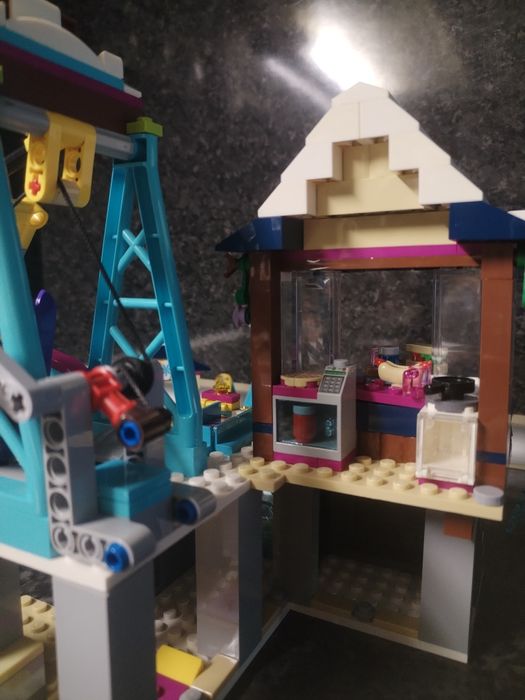 Конструктор LEGO Friends - Лифт в зимния курорт (41324)