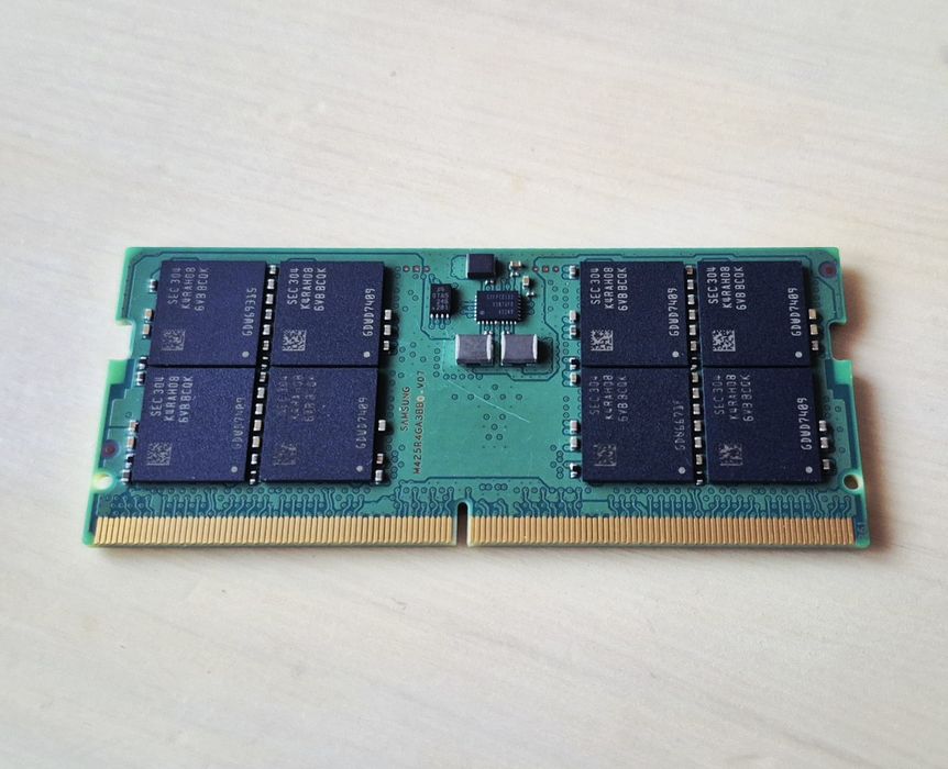 32GB RAM DDR5 4800MHz laptop