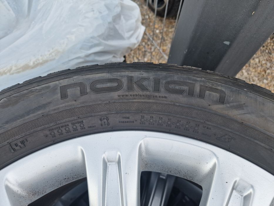 Гуми с Джанти за Mercedes GLE W166 275/50 R 20 Nokian