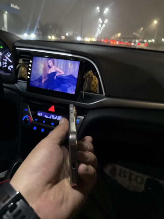 Phone 16 pro 512 гб каробка +