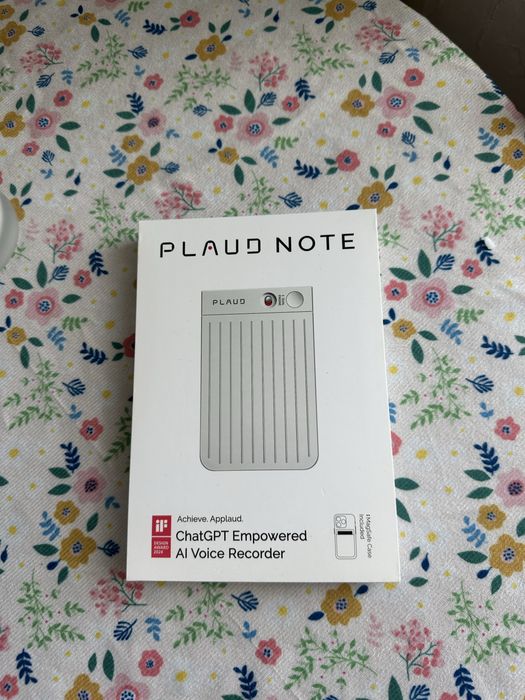 Диктофон PLAUD AI
