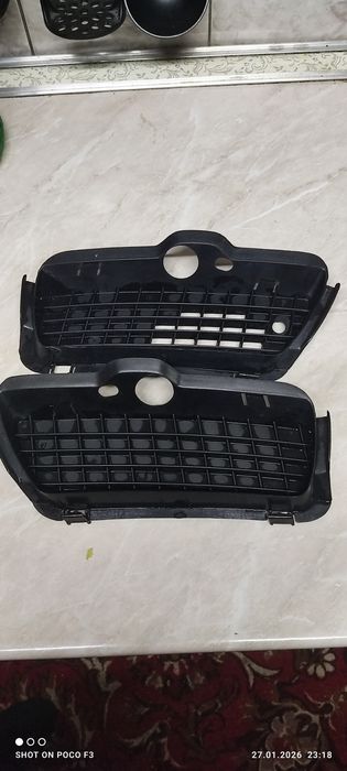 Решетки в бампер Гольф 3