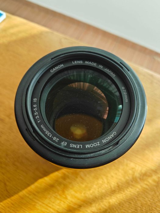 Canon EF 28-135mm f/3.5-5.6 USM IS