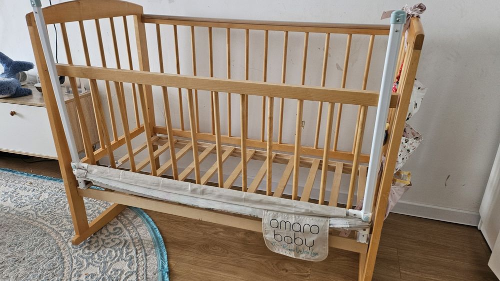 Продам детскую кроватку