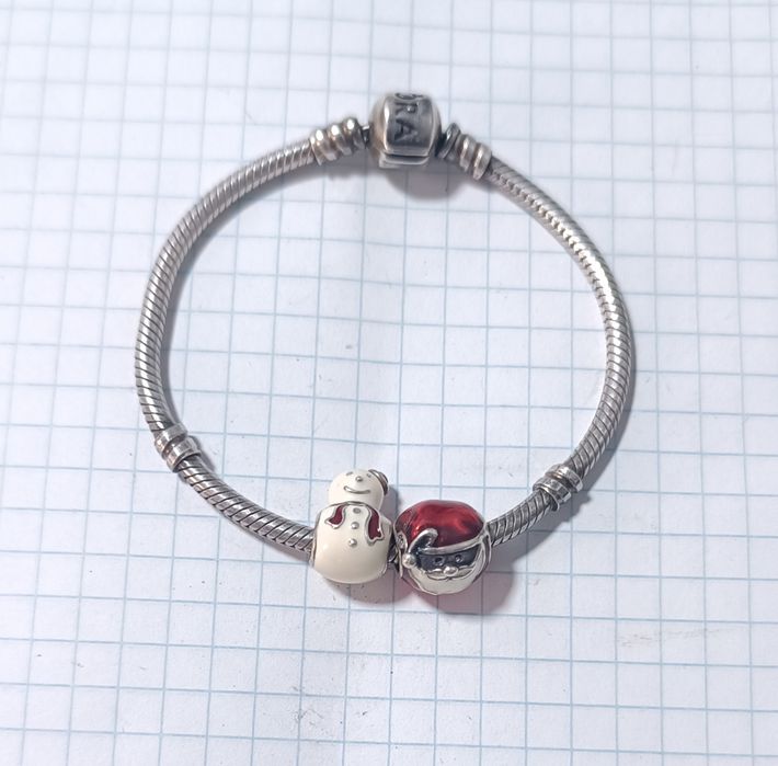 Новогодний браслет PANDORA  подвески деда мороза и снеговика с эмалью!