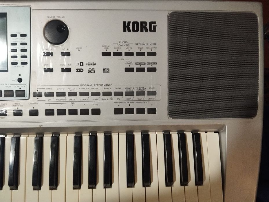 KORG ПА-50 SD сотилади