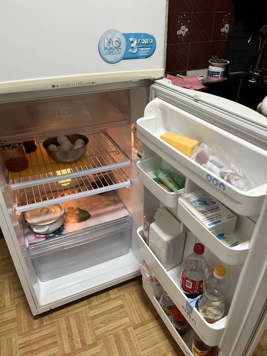 Продам холодильник