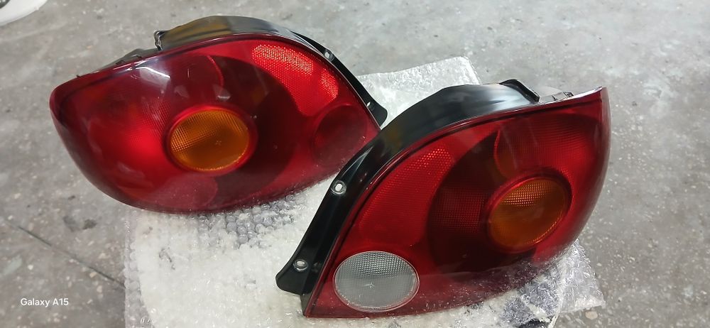 Matiz orqa fara ( rodnoy)