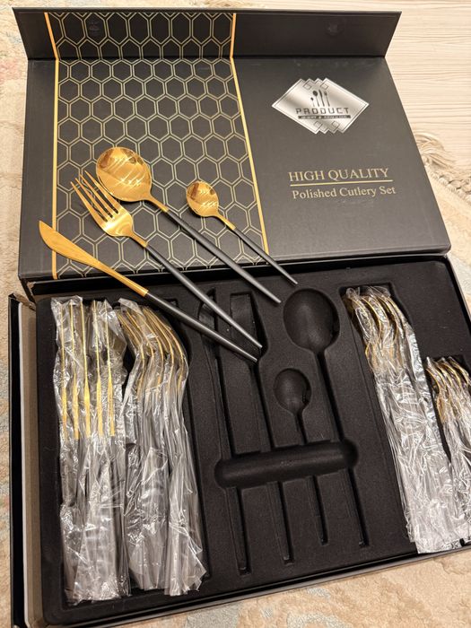 Набор столовых приборов