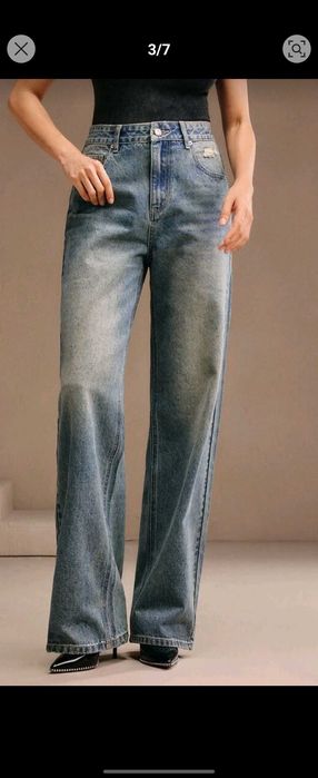 Дамски дънки в син цвят