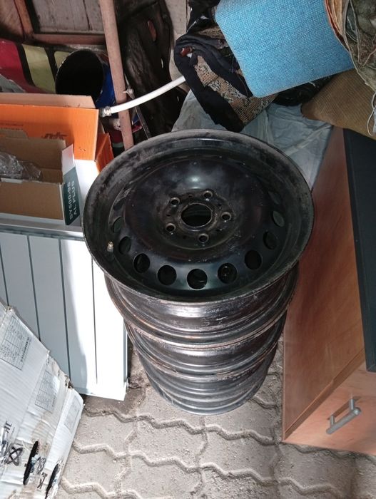 Диски штампы 15 е Ауди