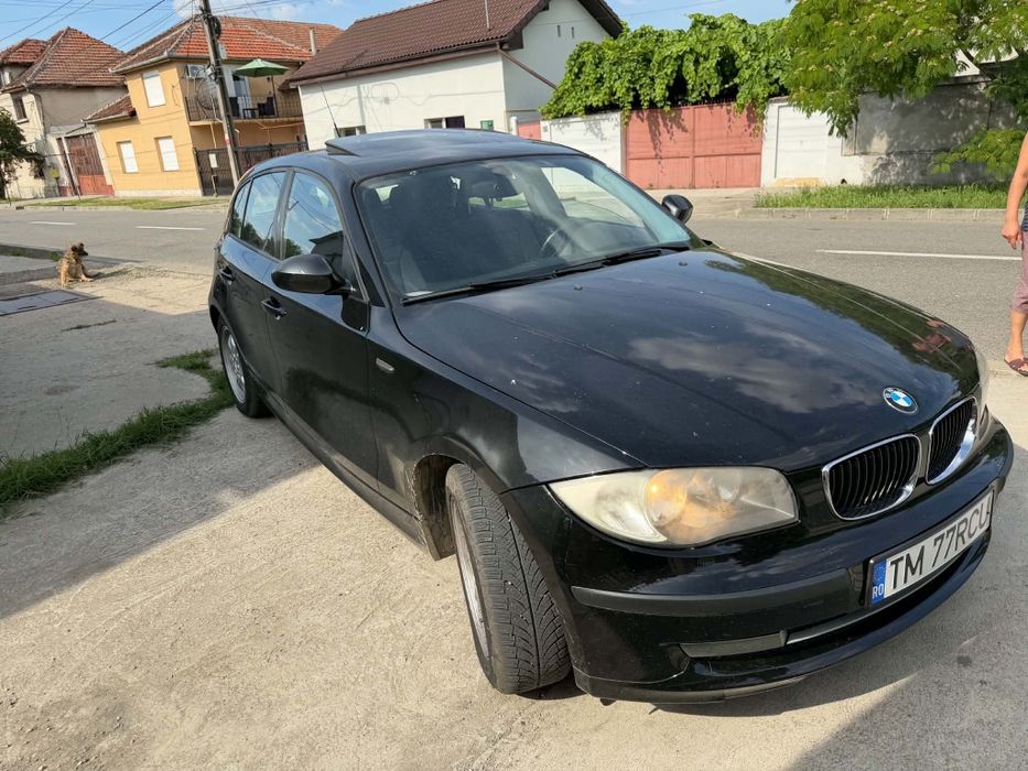 BMW 120i 2010 E5
