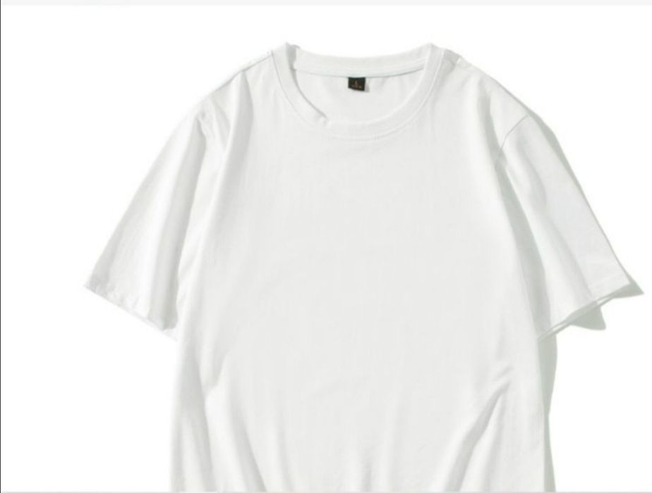 Белые футболки в школу. Необходимая вещь.