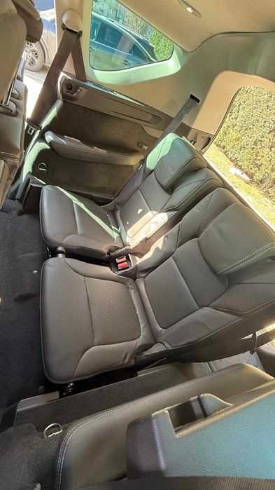 Renault Espace Initiale Paris