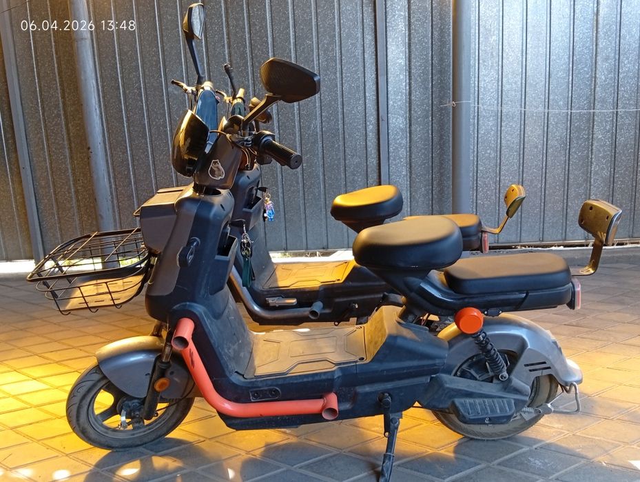 Продам скутеры...