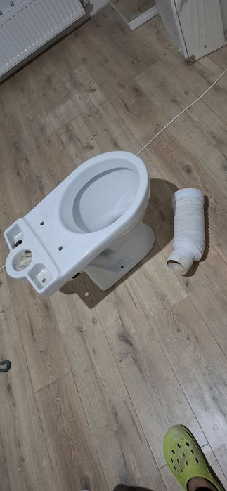Продам унитаз б.у