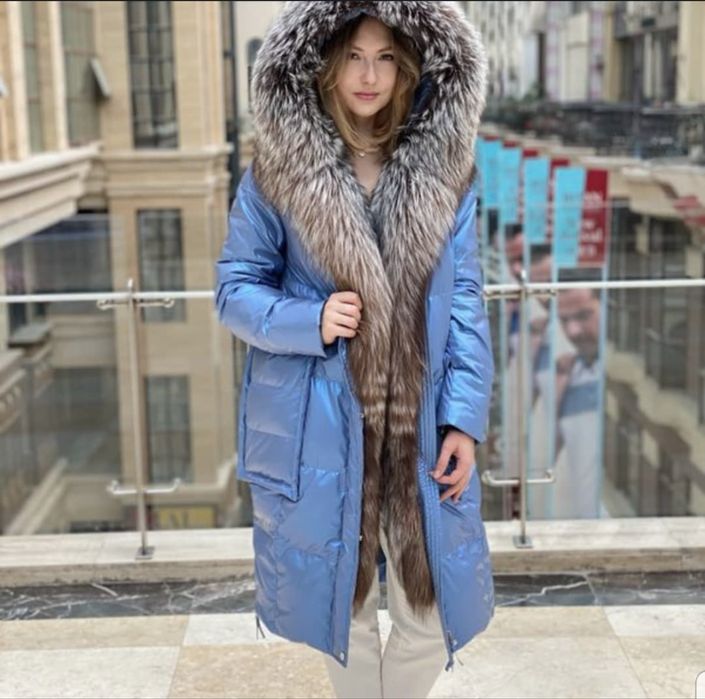 Пуховик отличного  качества в отличном состоянии