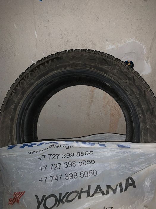 Шины зимние шипованные YOKOHAMА