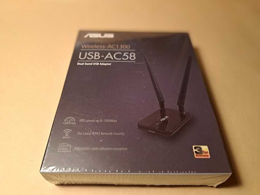 ASUS USB-AC58 WIRELESS AC1300 (dual-band USB adapter) NOU, sigilat