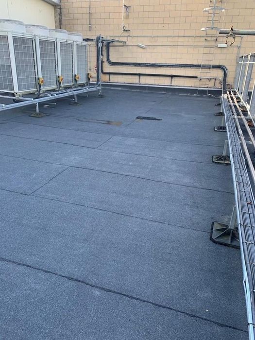 Перестил кровли.