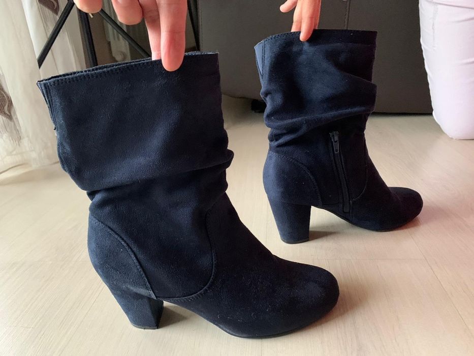 Vând cizme dama superbe (38)