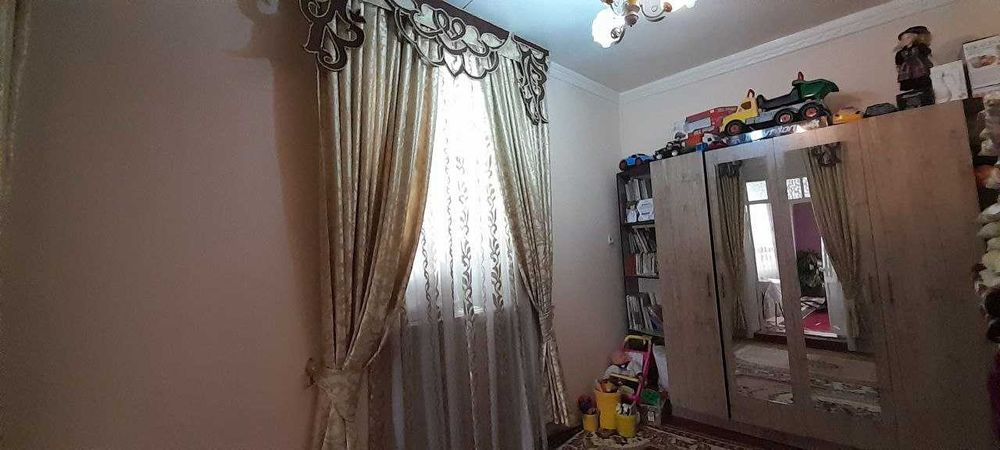 Прдается дом возле ресторана дучинор