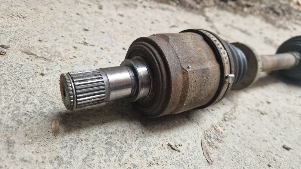 Полуоска лява HONDA CR-V II 2.2 iCDTI 2005-2007