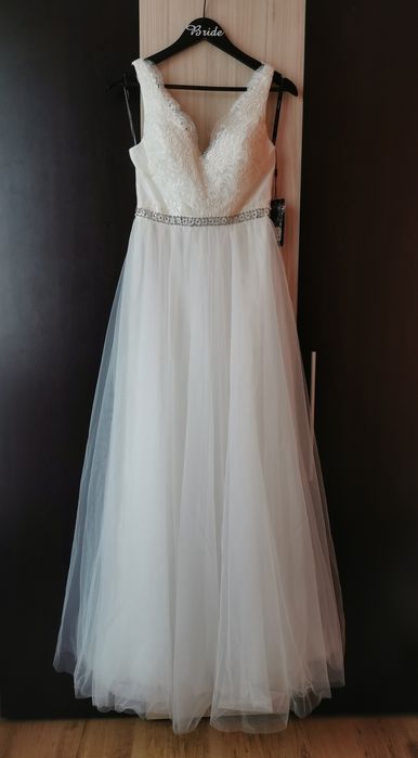 Нова булчинска рокля Unique