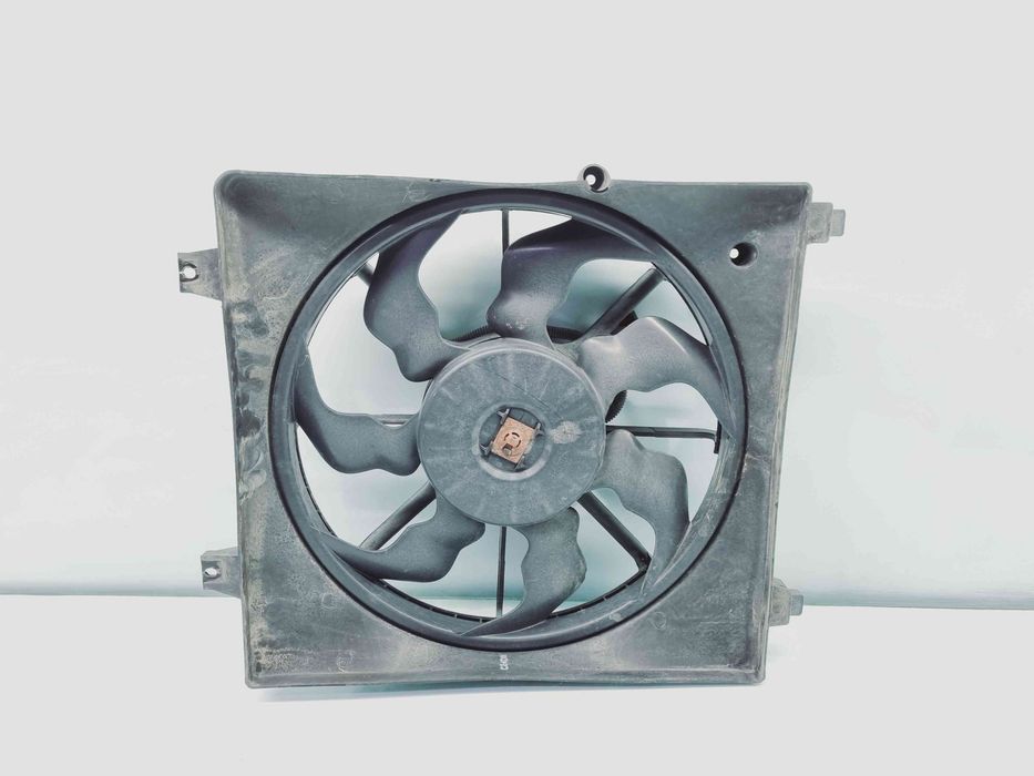 Electroventilator Hyundai Santa Fe 2 (CM) [Fabr 2005-2012] OEM 2.2 D4E