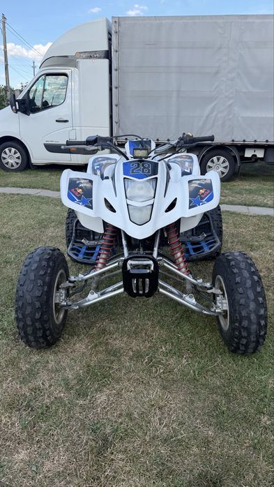 Vând Suzuki ltz 400