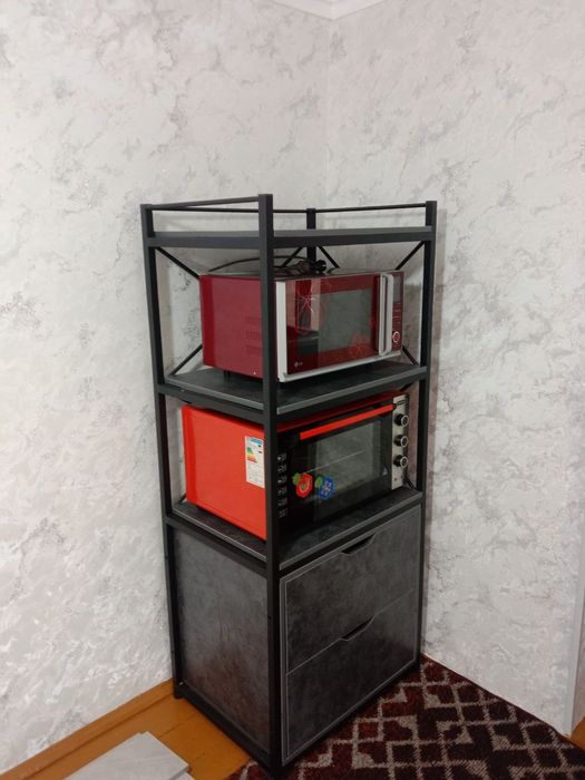 Компьютерные столы в стиле лофт.