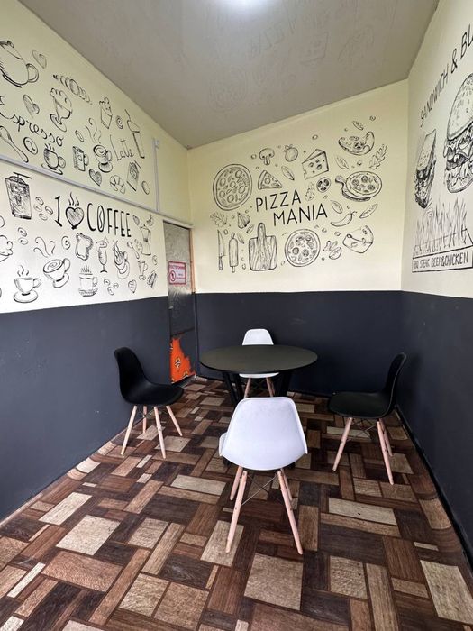 Фаст фуд нарсалари сотилади