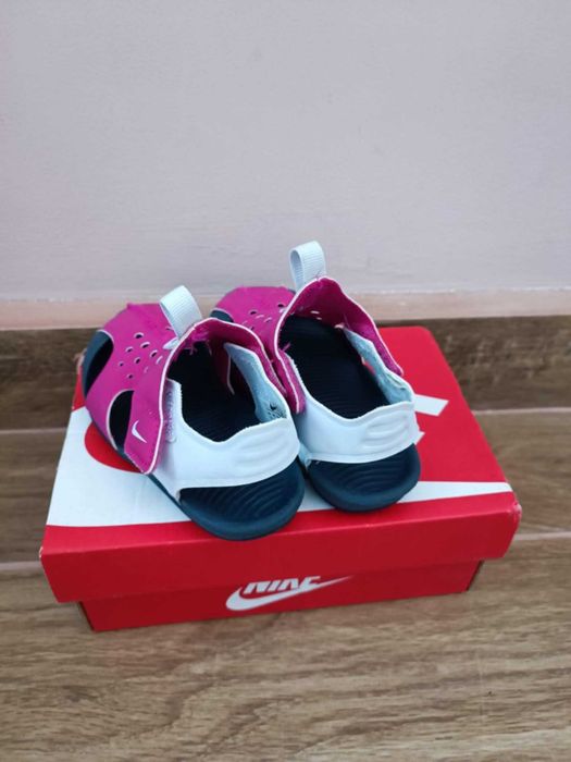 Детски сандали Nike и детски сандали Ponki