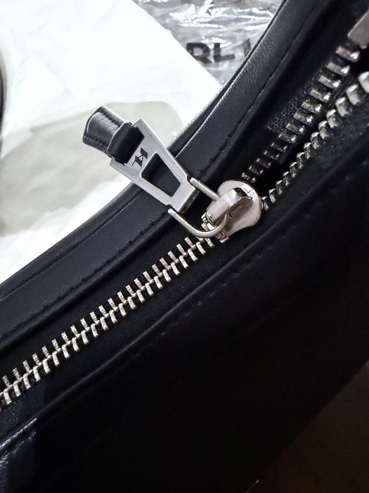 Дамска чанта Karl Lagerfeld Hobo 226W3043