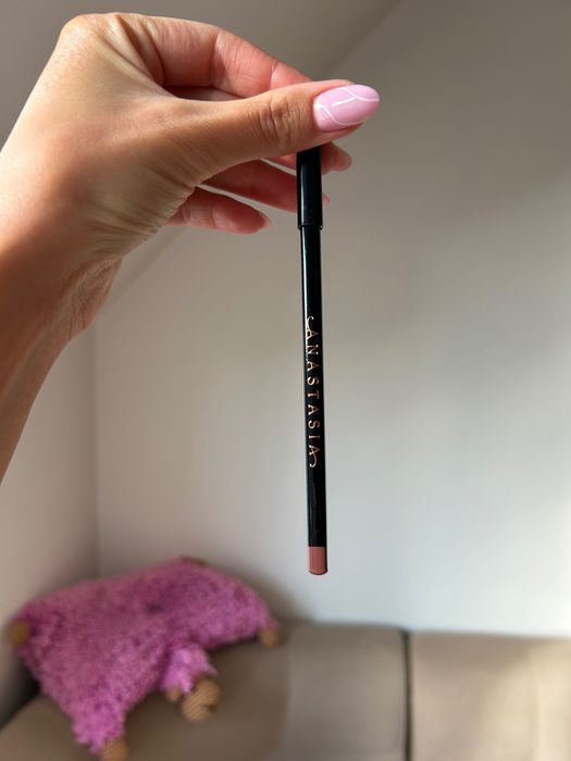 Anastasia Beverly Hills – Lip Liner, Muted Mauve- Кремообразен молив за устни