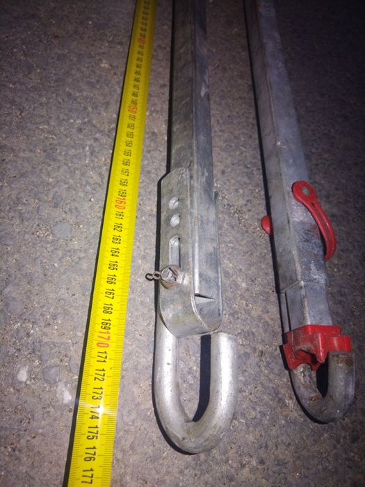 Разглобяем твърд теглич, твърда връзка във формата на квадрат.
Неразли