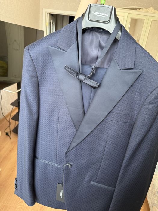 Смокинг, костюм на мероприятие