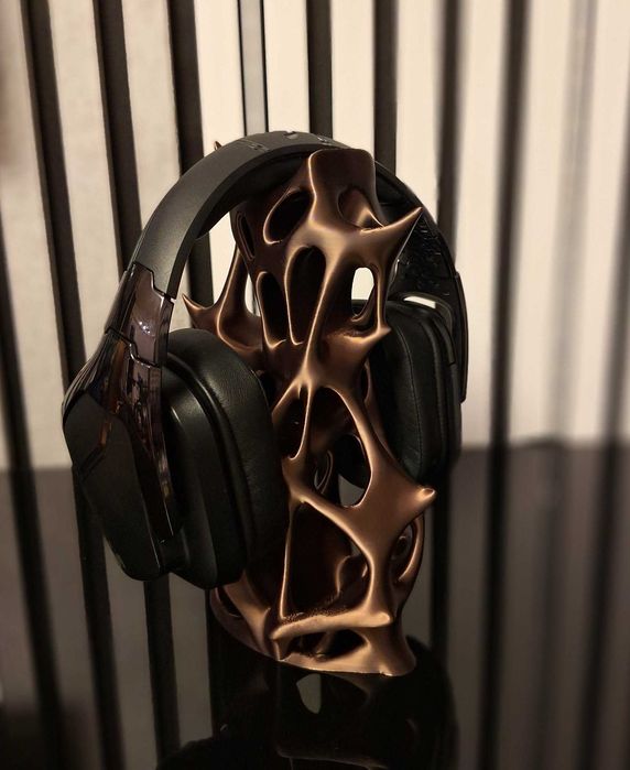 Suport/Stand  căști premium – design sculptural, finisaj metalic bronz