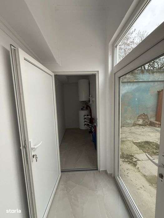 Spațiu De Închiriat în centrul Aradului