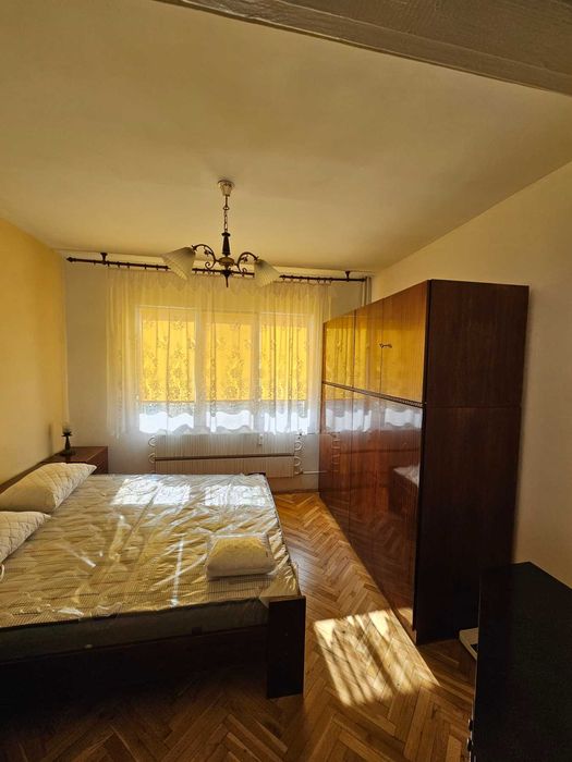 Дава се под наем Двустаен апартамент в Пловдив, Център - 68 кв.м за 307 € - Снимка #3